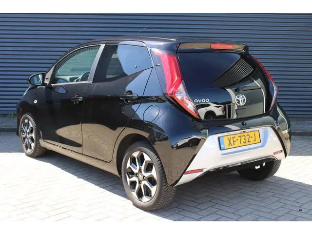Toyota Aygo 1.0 VVT-i x-clusiv