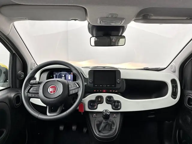 Fiat Panda 1.0 Hybrid Cross | Apple Carplay&Android Auto | PDC achter | Airco | Tot 8 jaar speciale...