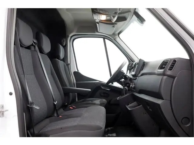 Opel Movano 2.3 Turbo 135pk L2H2 Airco/Navi 05-2021
