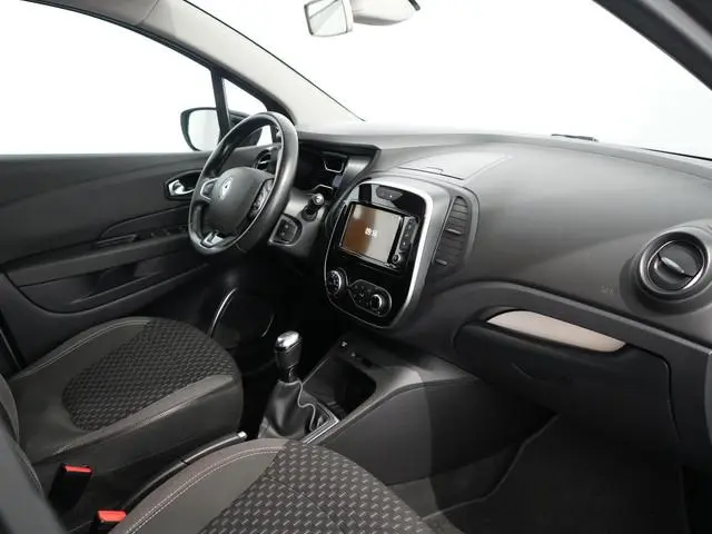 Renault Captur 0.9 TCe Intens | Camera | Navi | Trekhaak | Stoelverwarming | LED