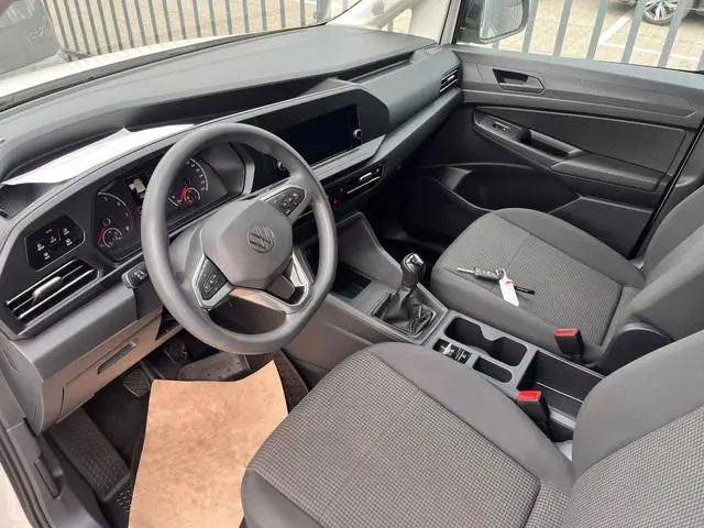 Volkswagen Caddy 1.5 TSI 115pk Camera Trekhaak Apple Carplay