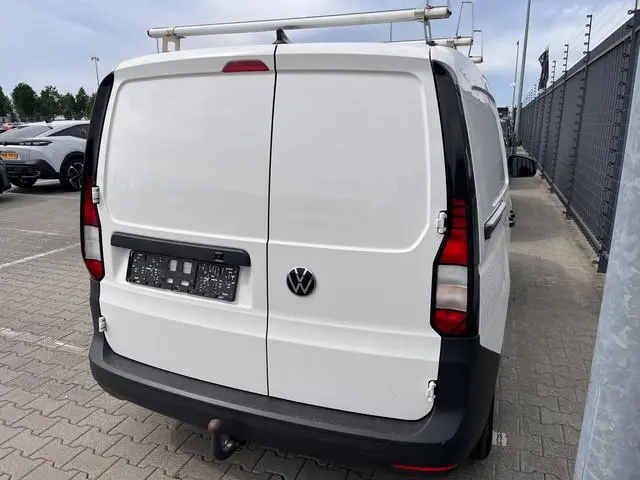 Volkswagen Caddy 1.5 TSI 115pk Camera Trekhaak Apple Carplay