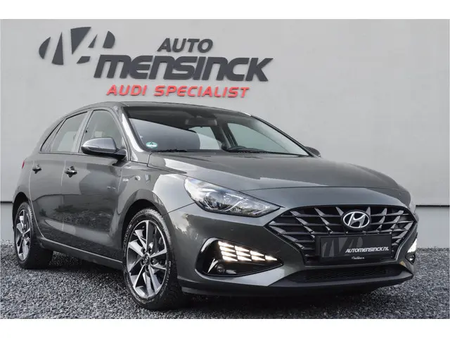 Hyundai i30 1.0 T-GDi MHEV Comfort Smart / Cruise Control/ Touch Navigatie/ Phonebox/ Verwarmbare st...