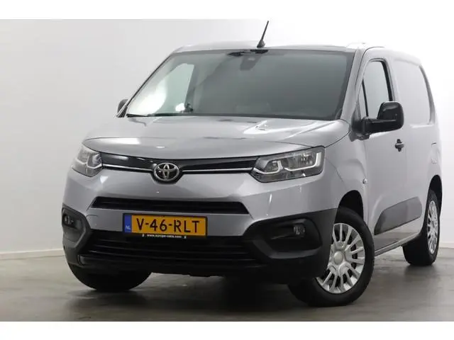 Toyota PROACE CITY 1.2 Turbo 110pk Comfort Benzine Airco/Navi/Camera 03-2023
