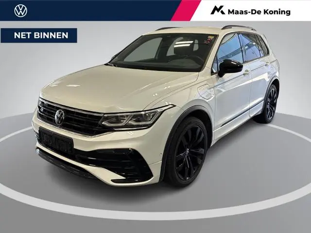 Volkswagen Tiguan 1.4 TSI 245pk DSG eHybrid R-Line Business · Leder · 360 Camera · Wegklapbare Trekh...