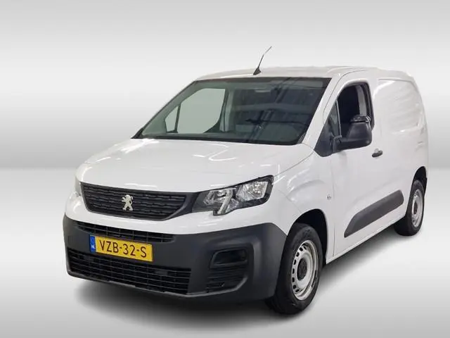 Peugeot Partner 1.2 PureTech 110pk S&S L1 Benzine 10dkm
