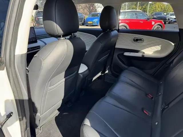 Dongfeng Box