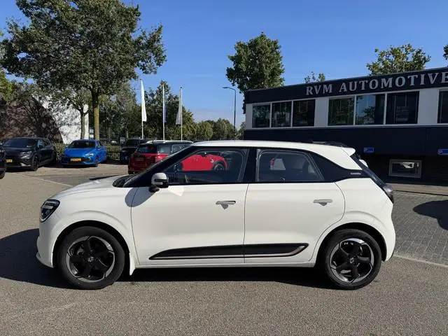 Dongfeng Box