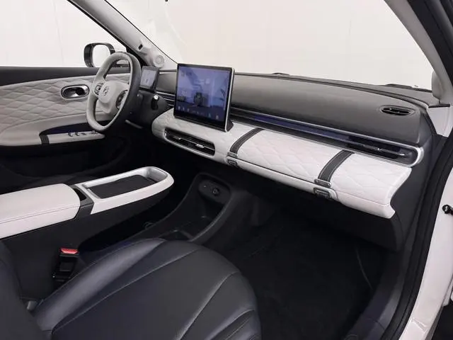 Dongfeng Box