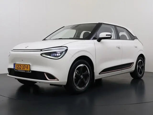 Dongfeng Box