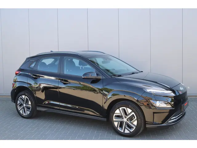 Hyundai Kona Hyundai Kona EV Fashion 64 kWh Adaptive-cruiseCarplay/Camera/Winter-pack
