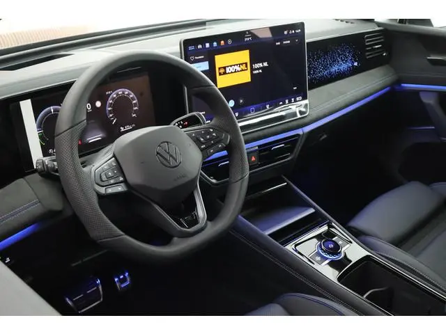 Volkswagen Tiguan 1.5 eHybrid 272pk R-Line Edition Black Style Leder Trekhaak 360Camera HUD Keyless...