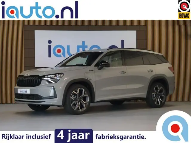 ŠKODA Kodiaq 1.5 TSI PHEV Sportline Pano/Matrix LED/ACC/Keyless/Camera/20"/Elek. stoel/Trekhaak wegk...