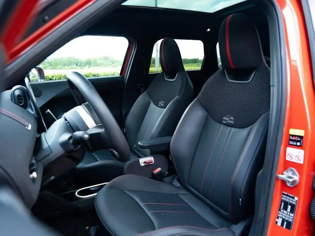 Mini Aceman SE John Cooper Works M 54.2 kWh 218pk | Panodak | Comfort Acces 