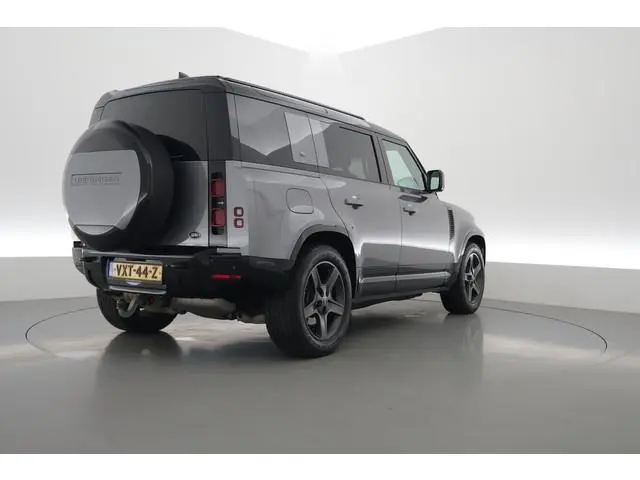 Land Rover Defender 3.0 D300 110 X-Dynamic - | 300 pk 6 cilinder Grijs Kenteken | Luchtvering | Lede...