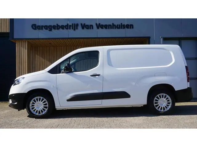 Toyota pro-ace