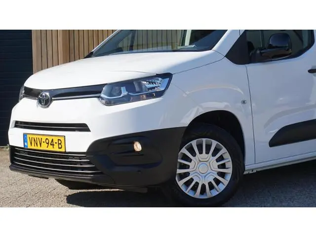 Toyota pro-ace