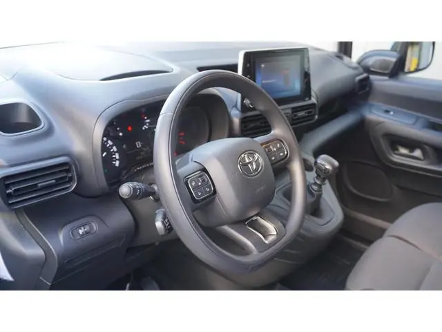 Toyota pro-ace