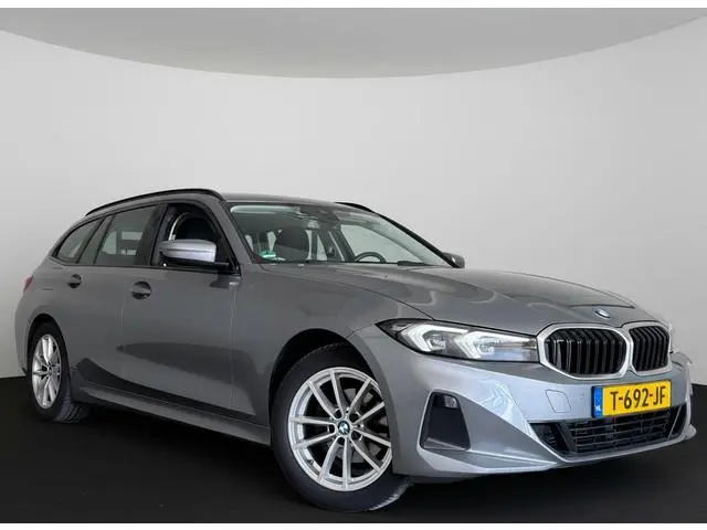 BMW 3-serie Touring NEW 318IA 2.0 156PK  AUT. NAVI/LED/PDC/CARPLAY
