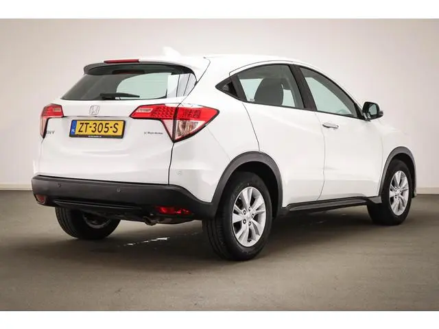 Honda HR-V 1.5 i-VTEC Elegance | DEALER ONDERHOUDEN | CLIMA | STOELVERWARMING | NAVIGATIE