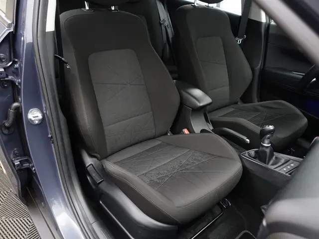 Hyundai Bayon 1.0 T-GDI Comfort Smart- Carplay, Android Auto, Camera, Xenon Led, Sfeerverlichting, D...