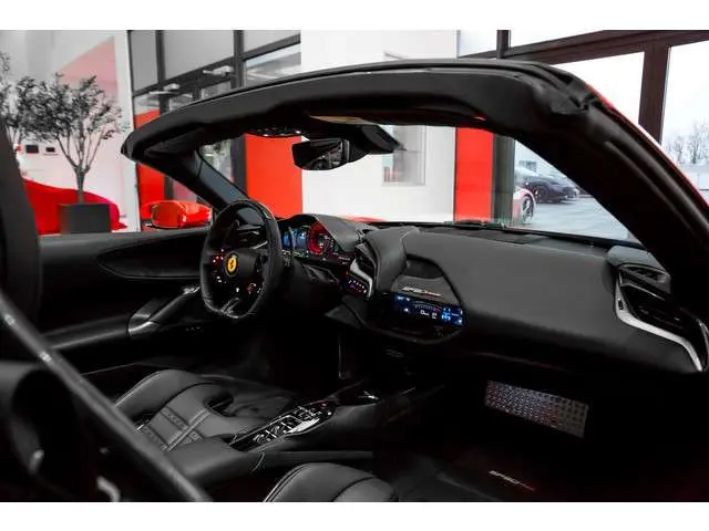 Ferrari SF90 Spider