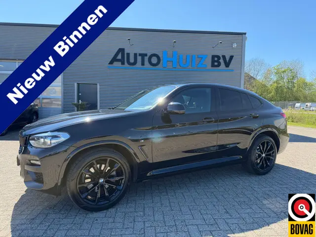 BMW X4 xDrive20i Executive Edition M Sport Achteruitrijcamera LED Carplay 20 Inch