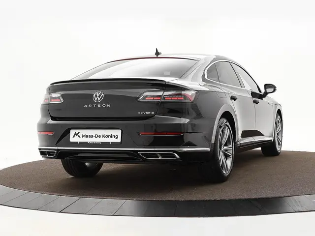 Volkswagen Arteon 1.4 TSI 218pk DSG eHybrid R-Line Business · Camera · Apple/Android Car Play · P-Se...