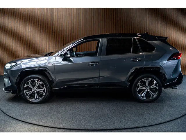 Toyota RAV4 2.5 Hybrid Executive Panodak HUD Leder JBL Navi Camera PDC LM velgen Elektr. achterklep...