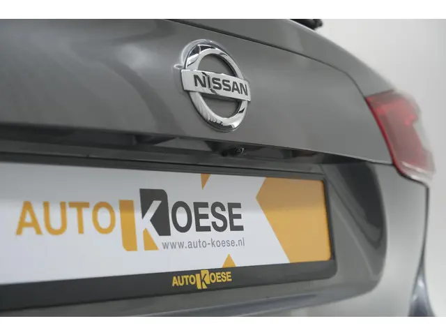 Nissan Qashqai 1.2 N-Connecta | 360 Camera | Navigatie | Parkeersensoren | 1e Eigenaar