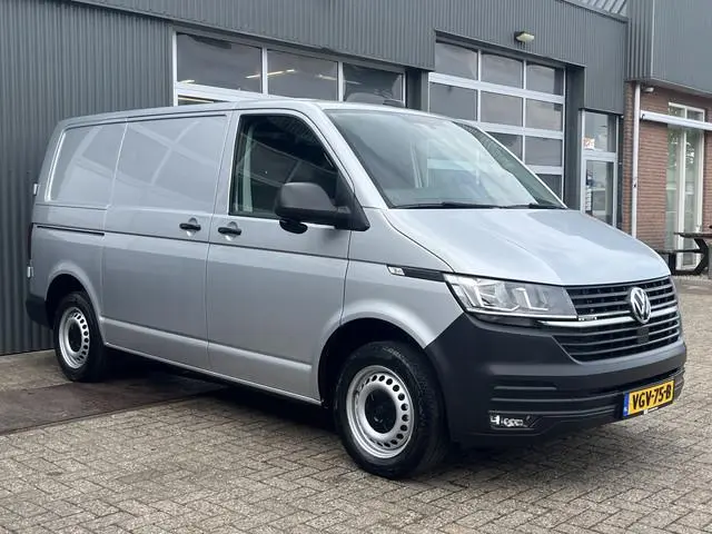Volkswagen Transporter 2.0 TDI L1H1 4Motion 4x4 Airco Cruise controle Trekhaak 2500kg trekgewicht Te...