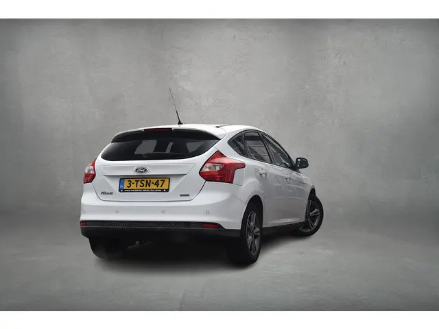 Ford Focus 1.0 EcoBoost Edition | Nieuwe Distributieriem | Sensoren | Cruise | Airco