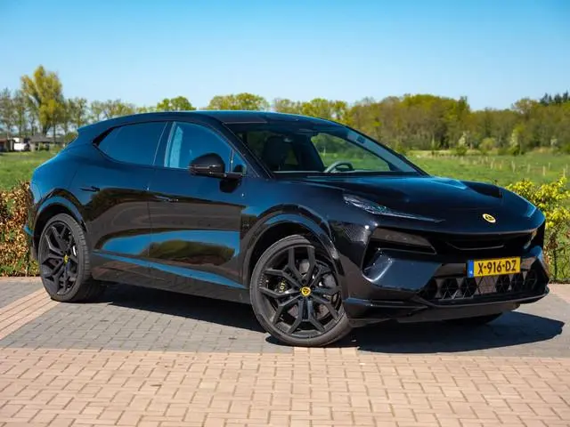 Lotus Eletre