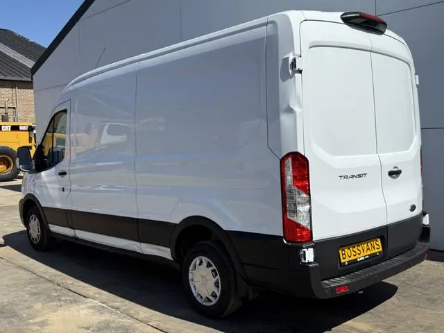 Ford Transit 2.0 TDCI 130PK L3H2 Airco Cruise control Parkeersensoren v+a Camera Voorruitverwarming