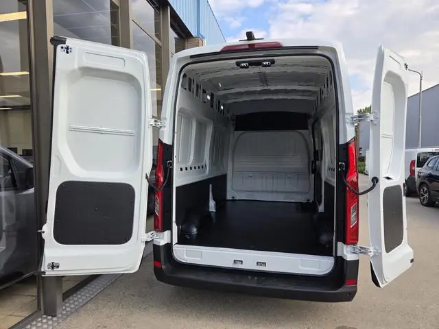 Maxus eDeliver9