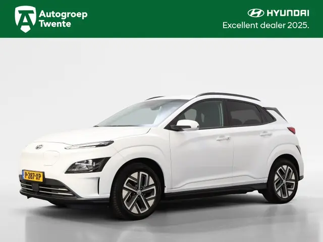 Hyundai Kona EV Fashion 64 kWh | Navigatie | All-season banden | 