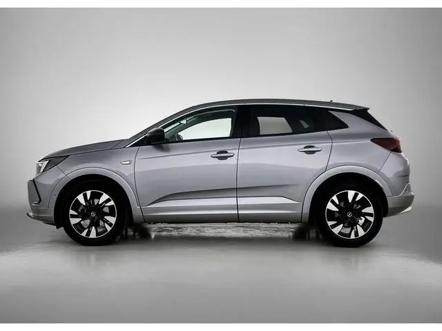 Opel Grandland 1.2 Turbo Level 3 | Stoelverwarming |