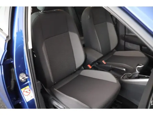 Volkswagen Polo 1.0 TSI 95pk Life Stoelverwarming Virtual Cockpit Navigatie