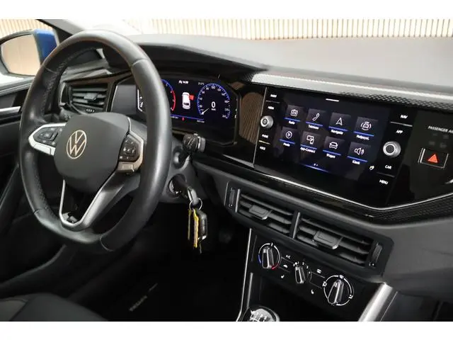 Volkswagen Polo 1.0 TSI 95pk Life Stoelverwarming Virtual Cockpit Navigatie