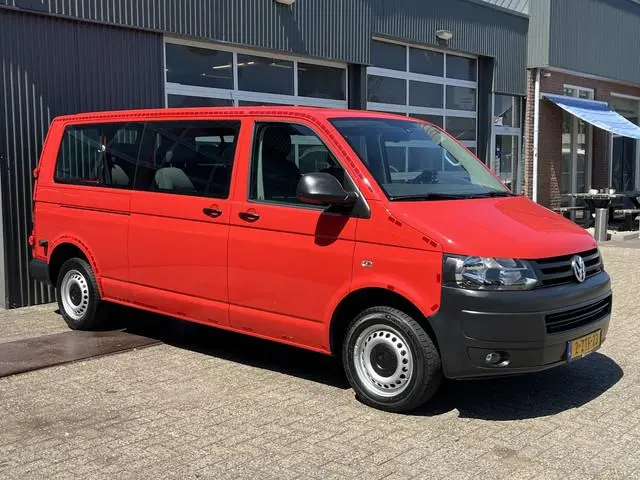 Volkswagen Transporter Kombi 2.0 TDI L2H1 Comfortline Airco Cruise controle Navigatie Trekhaak 2500...