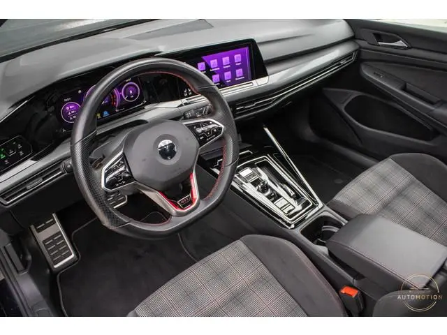Volkswagen Golf 2.0 TSI GTI PANO CAMERA MISTLAMPEN IQ STOELVERWARMING