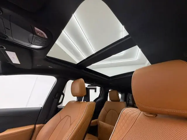Lancia Voyager
