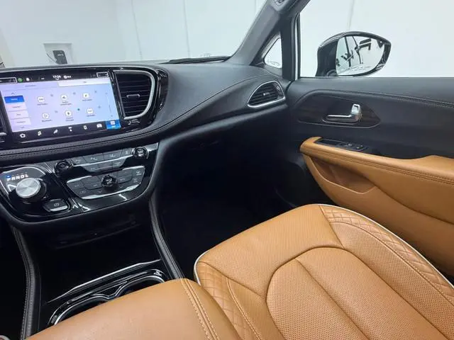 Lancia Voyager