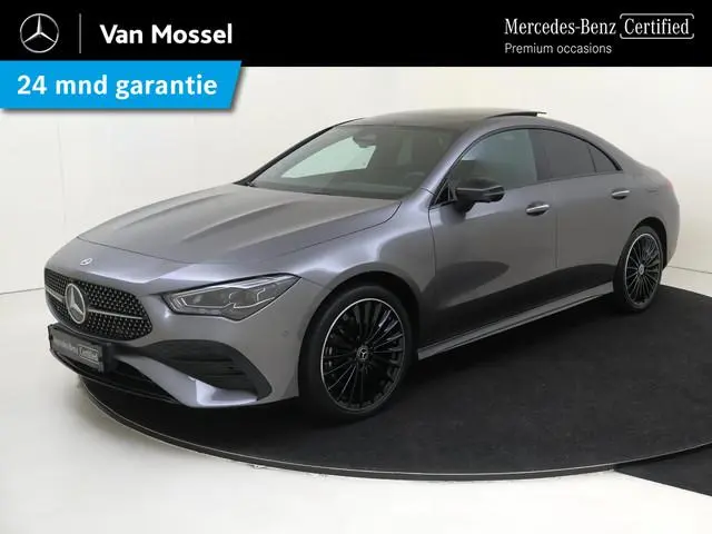 Mercedes-Benz CLA-klasse 250 e AMG Line / Memory-Stoelen / Panaromadak / Night-Pakket / 360Graden-Ca...