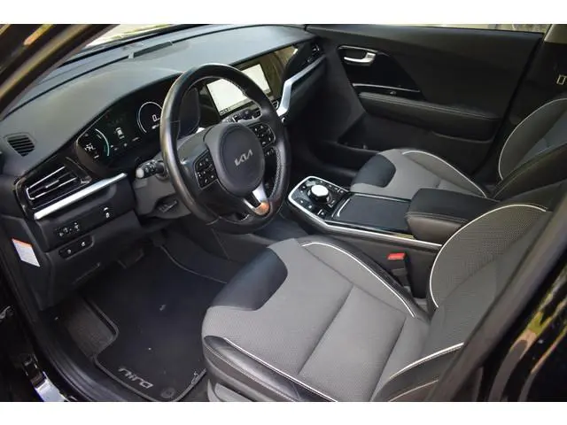 Kia e-Niro Edition 64 kWh |3-FASE|WARMTEPOMP|CAMERA|