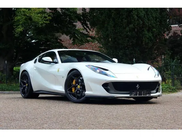 Ferrari 812 Superfast