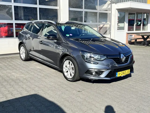 Renault Mégane Estate 1.3 TCe Limited Airco Trekhaak Parkeerhulp voor en achter Getint glas vanaf B-...