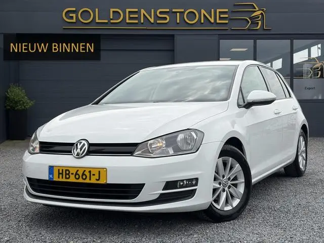 Volkswagen Golf 1.0 TSI Trendline 2e Eigenaar,115pk,Trekhaak,Dealer Onderhouden,Carplay,Navi,Airco,C...