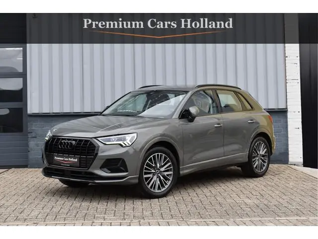 Audi Q3 35 TFSI Black Edition Navi Sfeer Full Led Apple Carplay 19 Inch