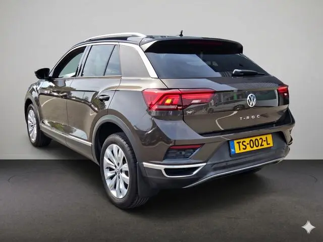 Volkswagen T-Roc 1.5 TSI Sport | Navigatie | Clima | PDC | Apple Carplay of Android Auto | 17 inch L...